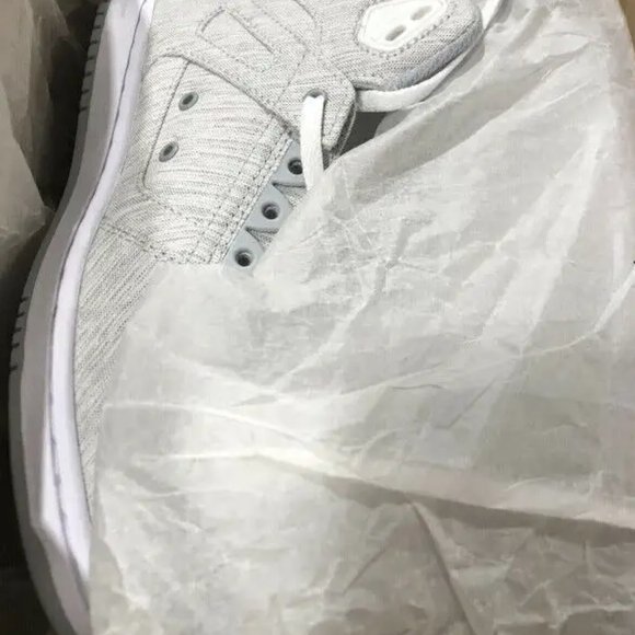 Womens DC Shoes  Size 7.5 USA - Picture 2 of 3